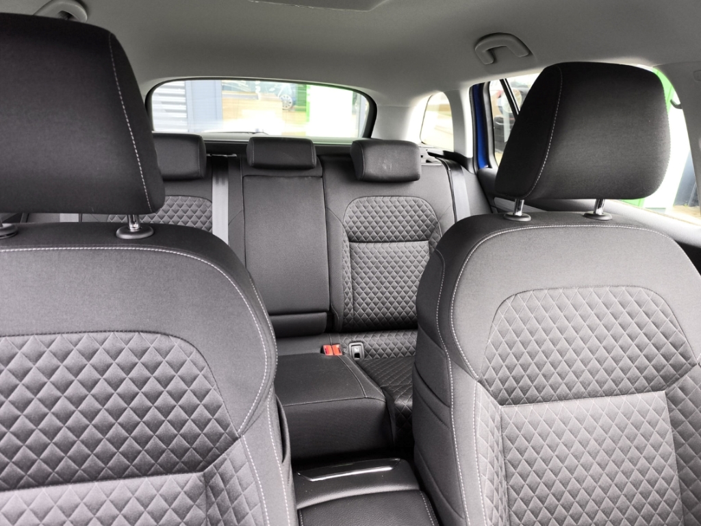 Fahrzeugabbildung SKODA Superb Combi 1.4TSI iV DSG Ambition Navi SHZ PDC