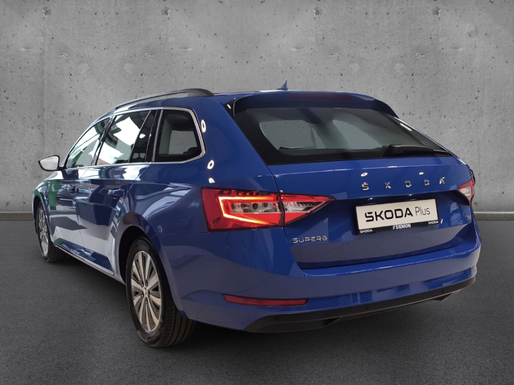 Fahrzeugabbildung SKODA Superb Combi 1.4TSI iV DSG Ambition Navi SHZ PDC