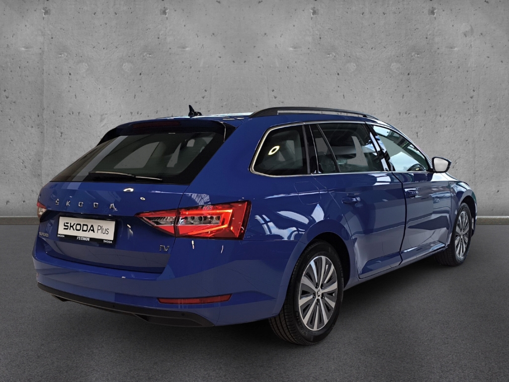 Fahrzeugabbildung SKODA Superb Combi 1.4TSI iV DSG Ambition Navi SHZ PDC