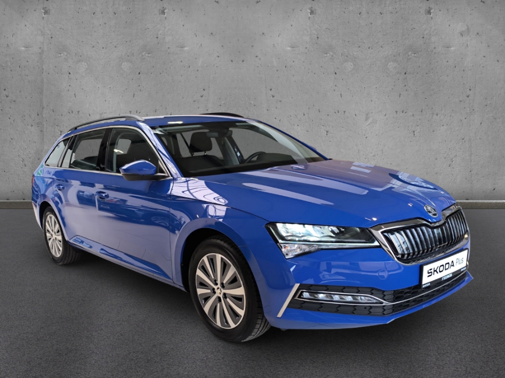 Fahrzeugabbildung SKODA Superb Combi 1.4TSI iV DSG Ambition Navi SHZ PDC