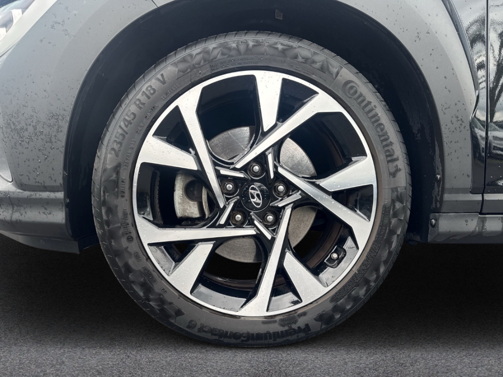Fahrzeugabbildung Hyundai KONA 1.0 T-GDI Intro LED Nav Klimaauto Temp SHZ