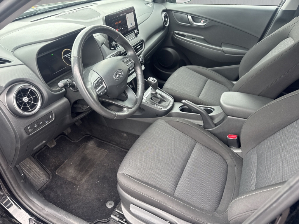 Fahrzeugabbildung Hyundai KONA 1.0 T-GDI Intro LED Nav Klimaauto Temp SHZ