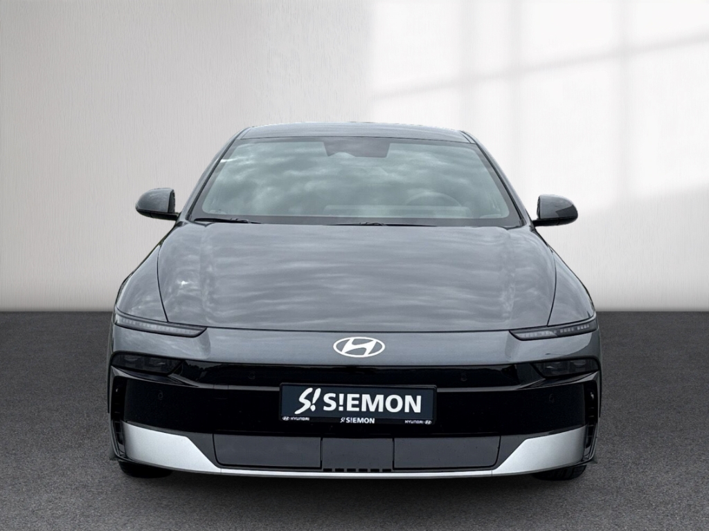Fahrzeugabbildung Hyundai IONIQ 6 EV FL MY26 84kWh 2WD CENTRIQ Matrix LED Blendfreies Fernl. Kurvenlicht ACC