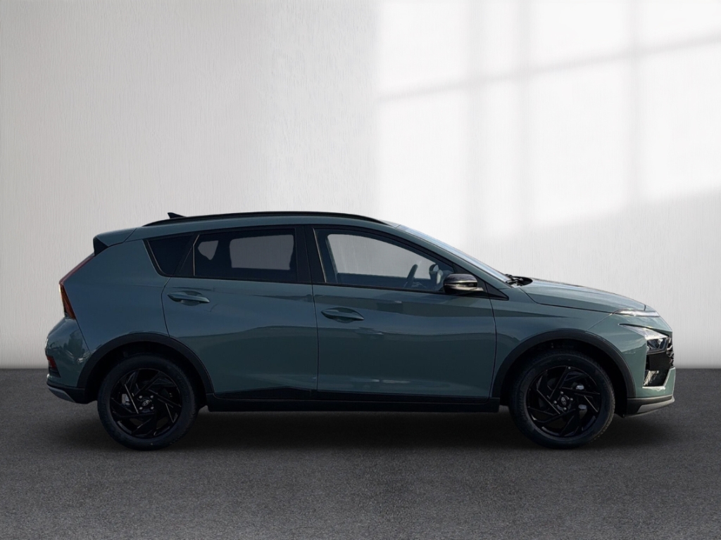 Fahrzeugabbildung Hyundai BAYON FL MY26 1.0 T-GDI MT Blackline Navi Digitales Cockpit LED Apple CarPlay Android Auto