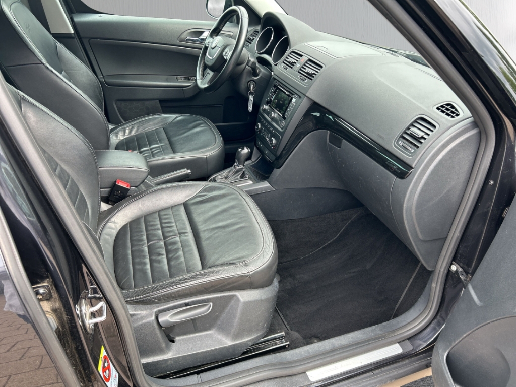 Fahrzeugabbildung SKODA Yeti 1.4 TSI DSG L&K SHZ PDCv+h Color Klima Navi