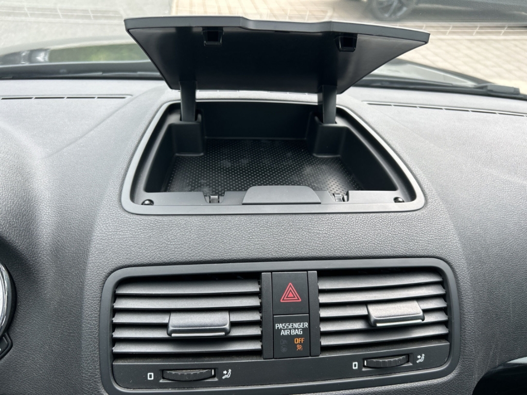 Fahrzeugabbildung SKODA Yeti 1.4 TSI DSG L&K SHZ PDCv+h Color Klima Navi