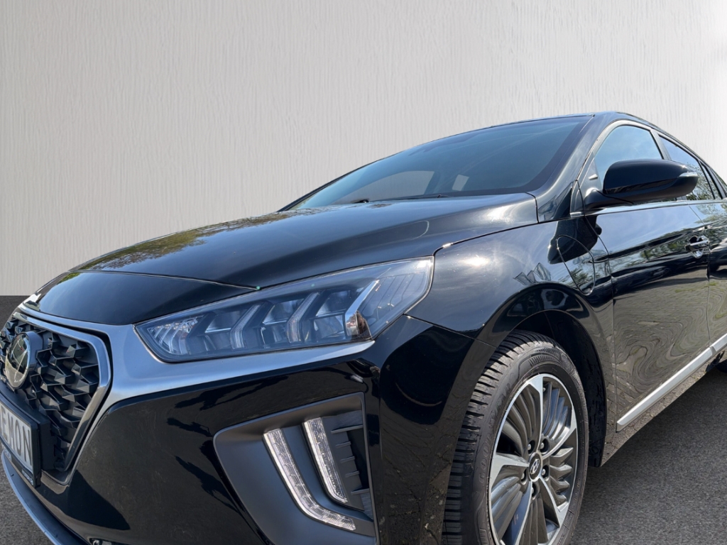 Fahrzeugabbildung Hyundai IONIQ 1.6 GDI Style PHEV beh.Lenkr LED SHZ R-Kam