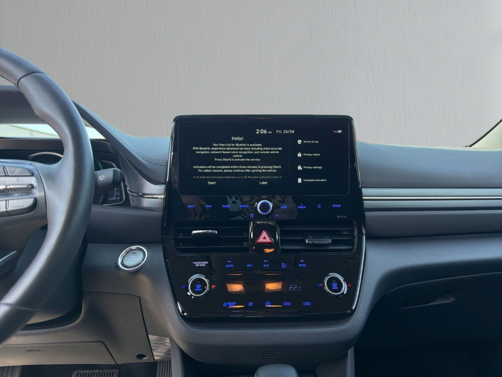 Fahrzeugabbildung Hyundai IONIQ 1.6 GDI Style PHEV beh.Lenkr LED SHZ R-Kam