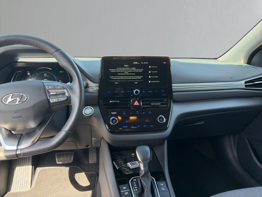 Fahrzeugabbildung Hyundai IONIQ 1.6 GDI Style PHEV beh.Lenkr LED SHZ R-Kam