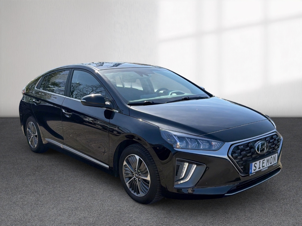 Fahrzeugabbildung Hyundai IONIQ 1.6 GDI Style PHEV beh.Lenkr LED SHZ R-Kam