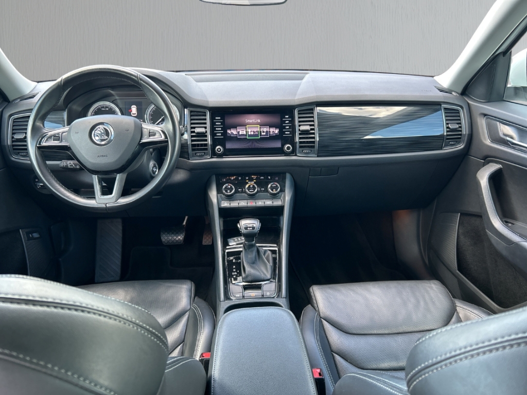 Fahrzeugabbildung SKODA Kodiaq TDI 4x4 DSG Style AHK ACC Navi SHZ KeyLess
