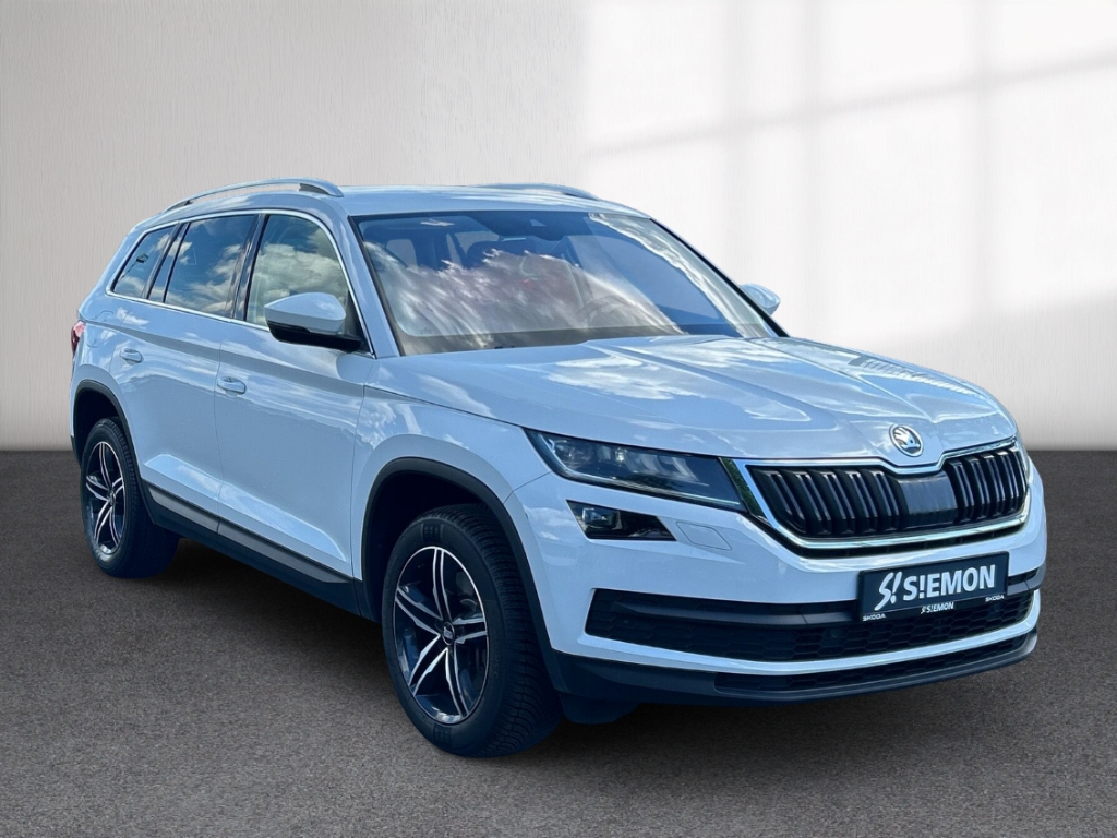 Fahrzeugabbildung SKODA Kodiaq TDI 4x4 DSG Style AHK ACC Navi SHZ KeyLess