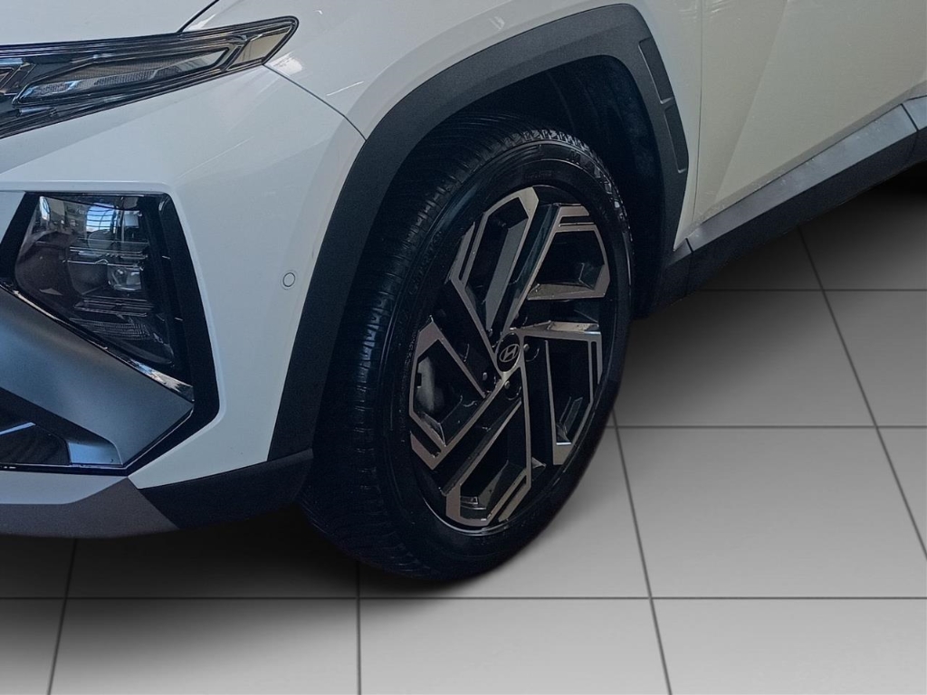 Fahrzeugabbildung Hyundai TUCSON FL PHEV 1.6 AT 4WD MY25 Prime Assist-P Pano Dig-Key MATRIX-LED Leder Digitales Cockpit