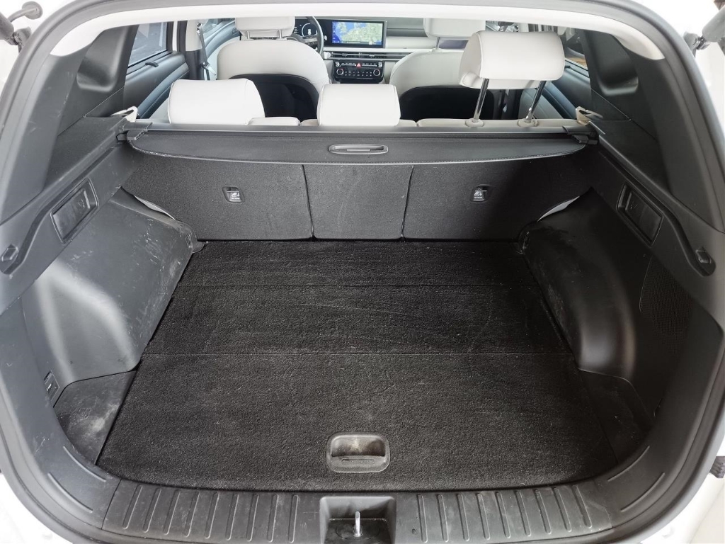Fahrzeugabbildung Hyundai TUCSON FL PHEV 1.6 AT 4WD MY25 Prime Assist-P Pano Dig-Key MATRIX-LED Leder Digitales Cockpit
