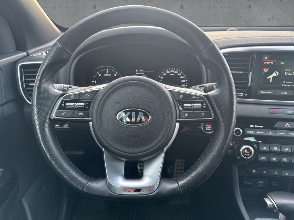 Fahrzeugabbildung Kia Sportage GT-Line 4WD AHK NAV SHZ SBL LEDER TEMP