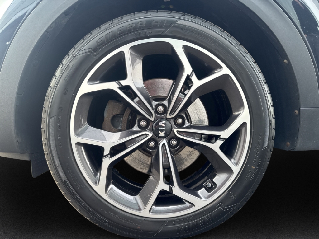 Fahrzeugabbildung Kia Sportage GT-Line 4WD AHK NAV SHZ SBL LEDER TEMP