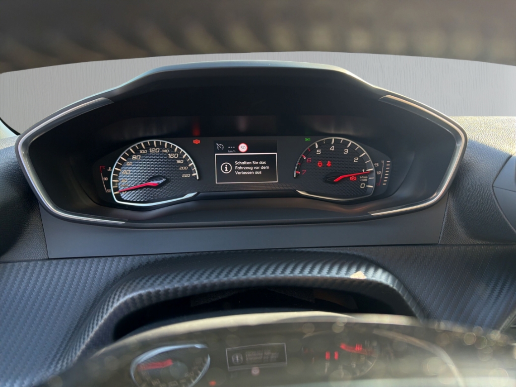 Fahrzeugabbildung Peugeot 2008 Style LED PDC Klimaaut. Temp.
