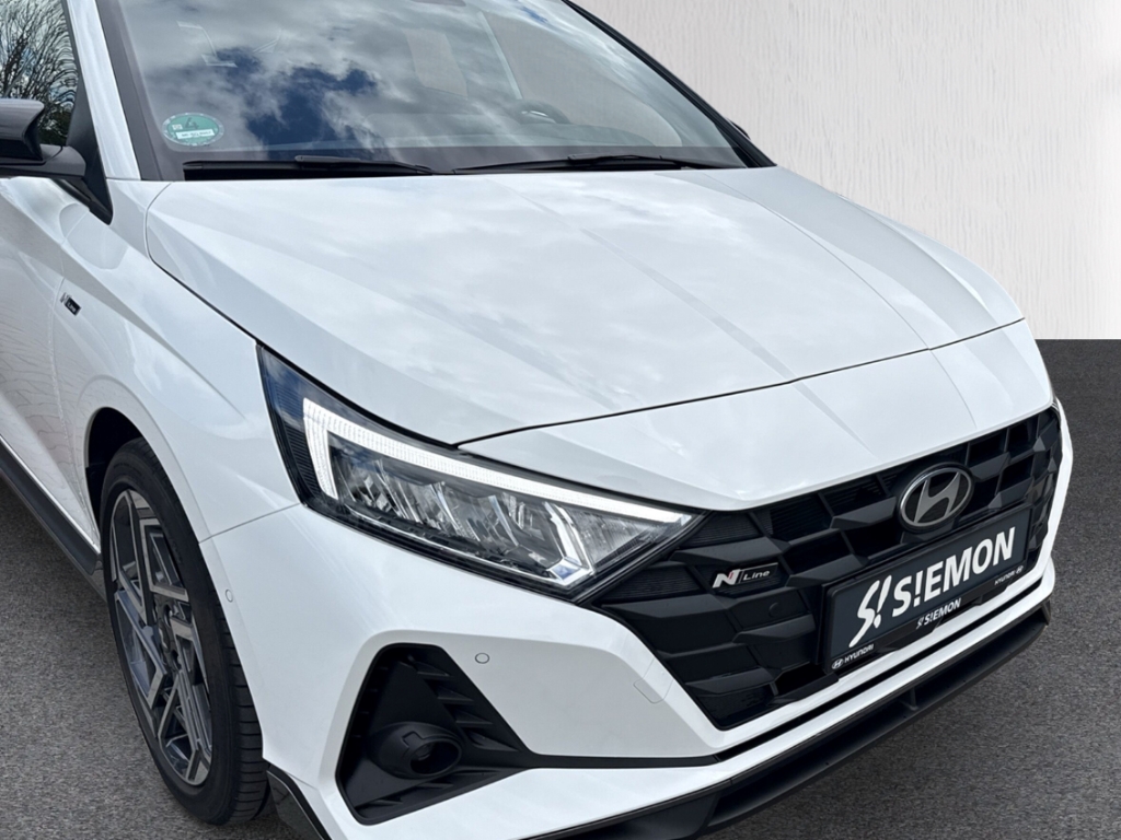 Fahrzeugabbildung Hyundai i20 FL MY25 1.0 T-GDI DCT N-Line Assistenz-P. Smart-P.