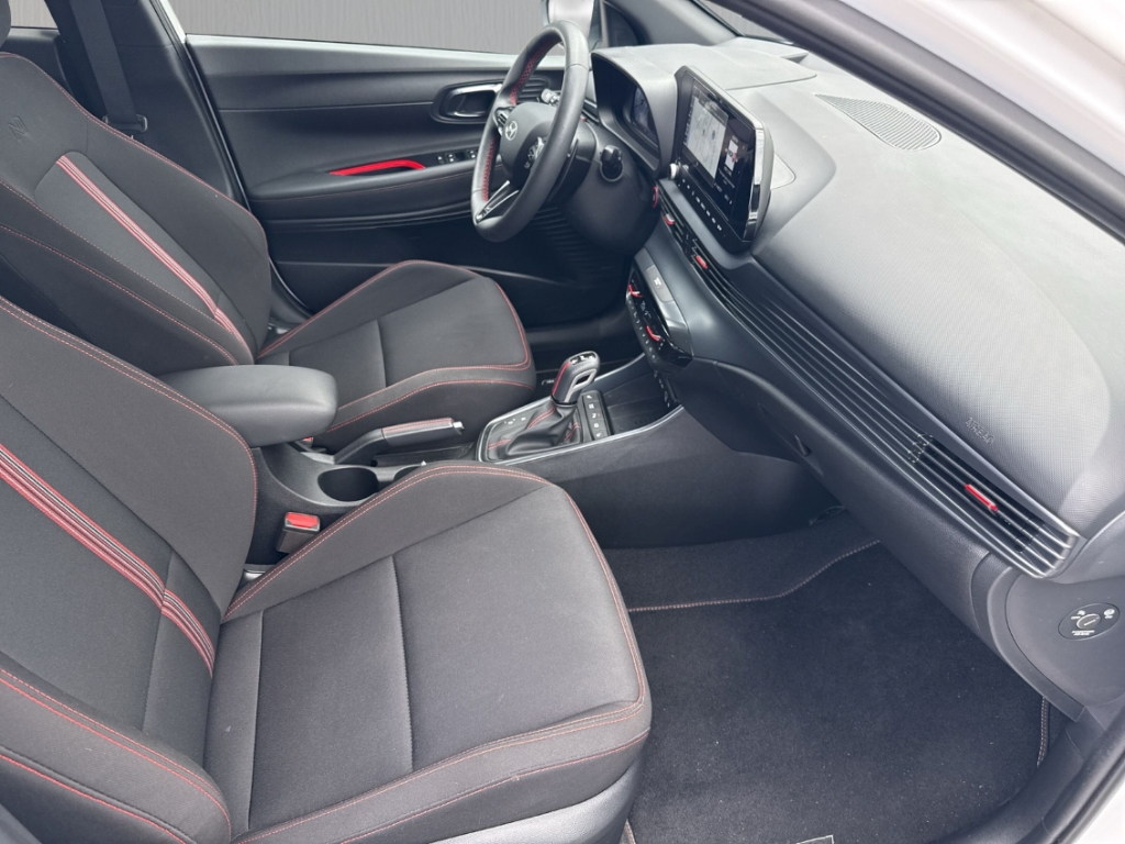 Fahrzeugabbildung Hyundai i20 FL MY25 1.0 T-GDI DCT N-Line Assistenz-P. Smart-P.