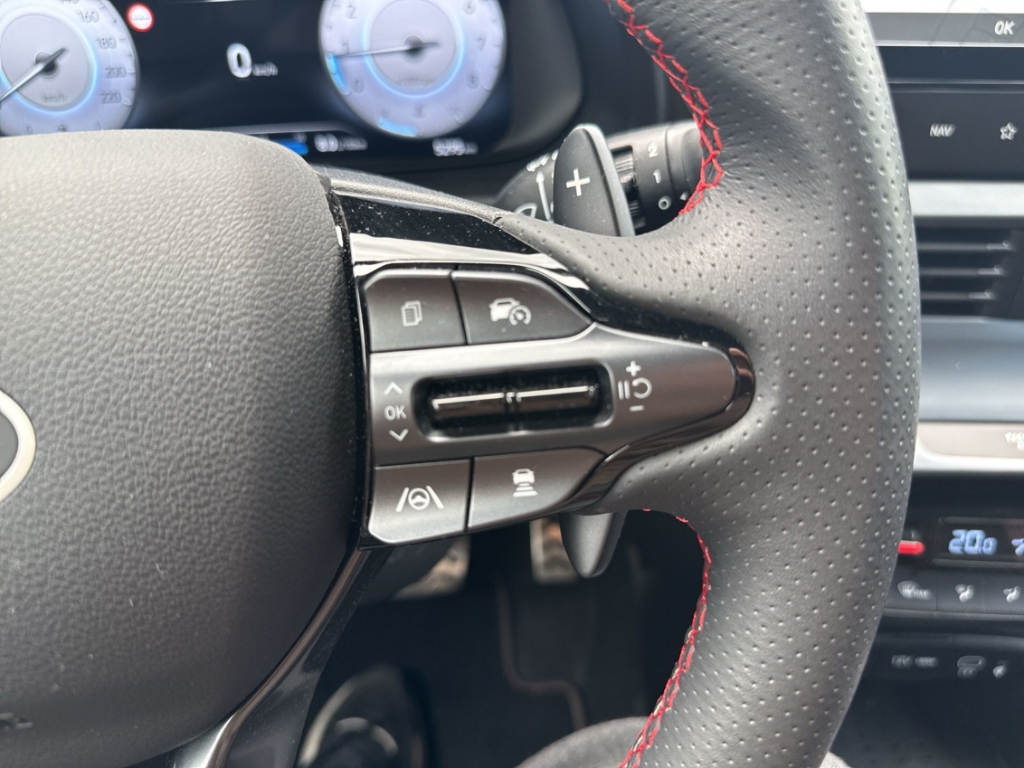 Fahrzeugabbildung Hyundai i20 FL MY25 1.0 T-GDI DCT N-Line Assistenz-P. Smart-P.
