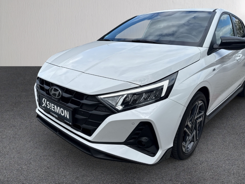 Fahrzeugabbildung Hyundai i20 FL MY25 1.0 T-GDI DCT N-Line Assistenz-P. Smart-P.