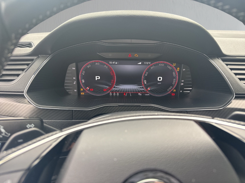 Fahrzeugabbildung SKODA Superb Combi TDI DSG Sportline AHK LED NAVI PANO MatrixBeam