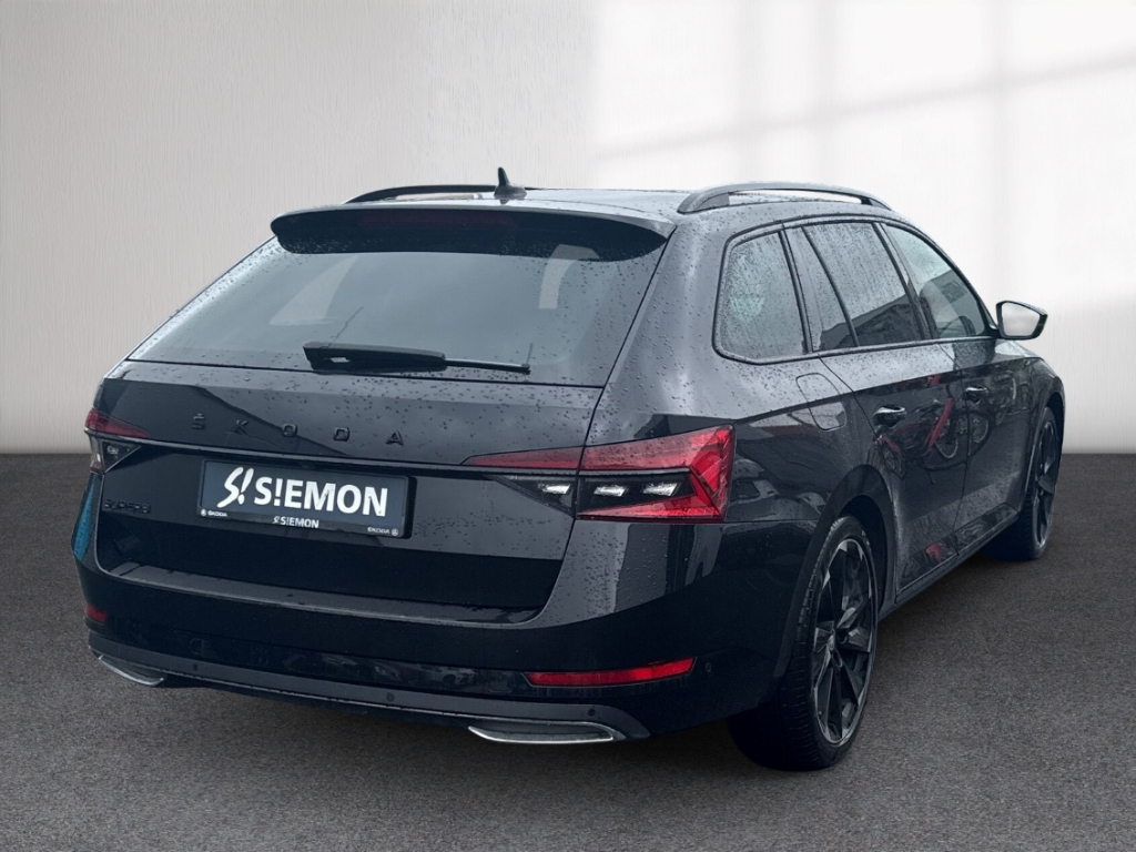 Fahrzeugabbildung SKODA Superb Combi TDI DSG Sportline AHK LED NAVI PANO MatrixBeam