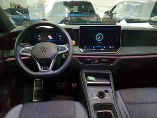 Fahrzeugabbildung Volkswagen Tiguan TDI DSG Goal AHK IQ.LIGHT PlusPak 360°Kam