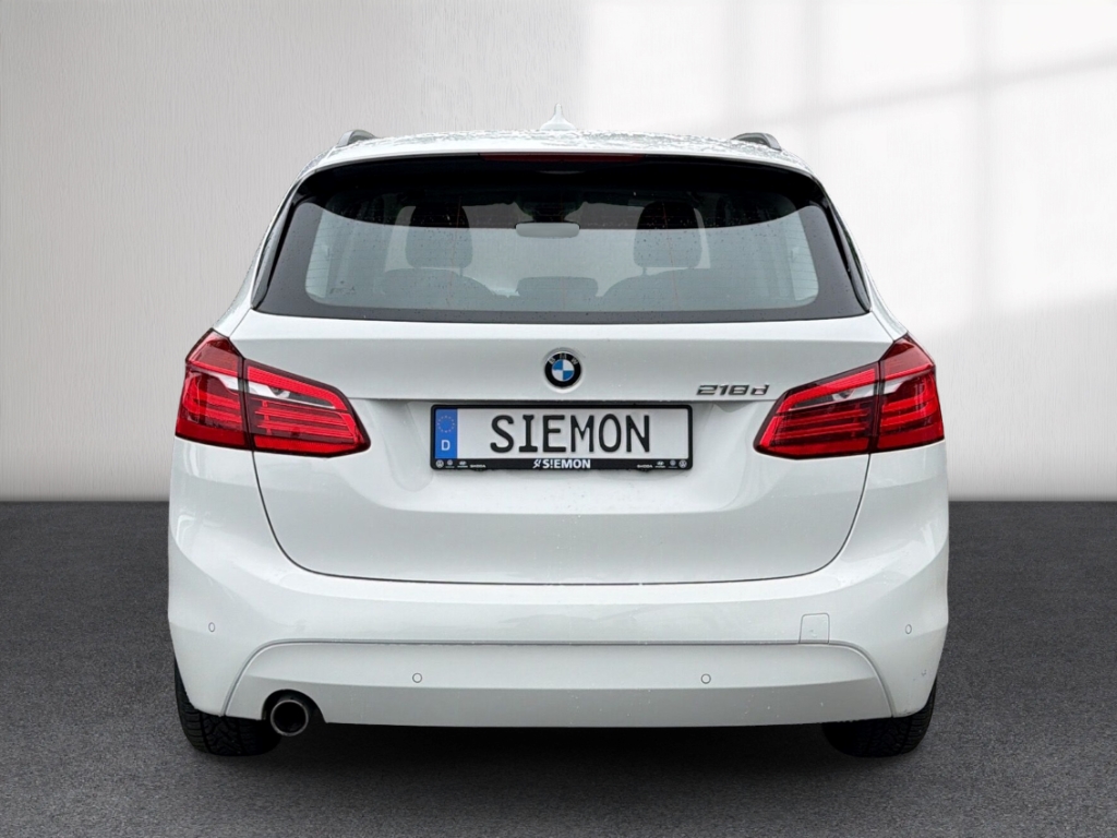 Fahrzeugabbildung BMW 218 Active Tourer d Advantage AHK SHZ PDC Navi LE