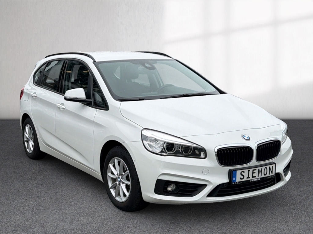 Fahrzeugabbildung BMW 218 Active Tourer d Advantage AHK SHZ PDC Navi LE