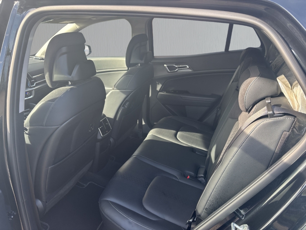Fahrzeugabbildung Kia Sportage 1.6 T-GDI PHEV Spirit Leder Pano AHK ACC Kamera360