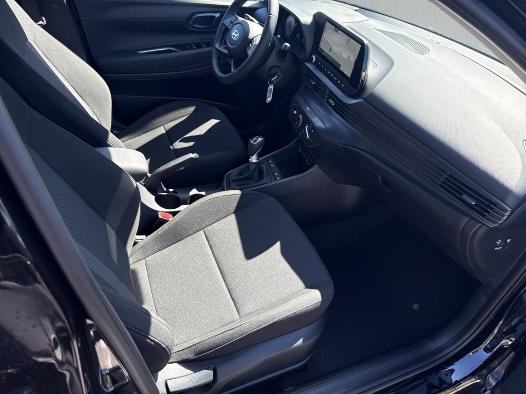 Fahrzeugabbildung Hyundai i20 FL MY26 1.0 T-GDI Trend Navi Digitales Cockpit LED Apple CarPlay Android Auto