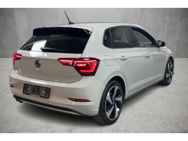 Fahrzeugabbildung Volkswagen Polo VI IQ.Light IQ.Drive ACC SHZ PDC SideAss