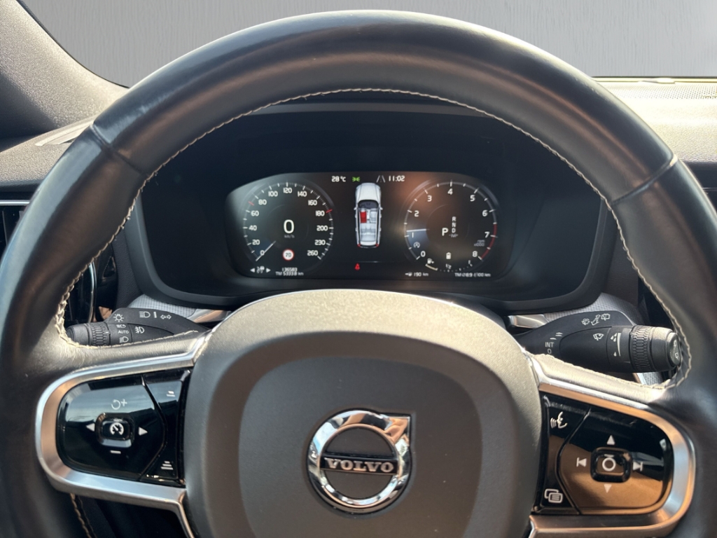 Fahrzeugabbildung Volvo V60 R-Design Navi Digitales Cockpit Memory Sitz