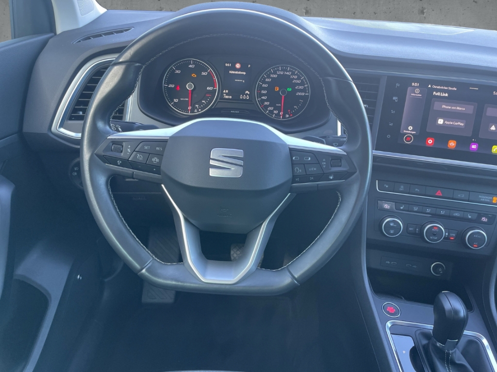 Fahrzeugabbildung SEAT Ateca 2.0 TDI Style NAV ACC SHZ LED CARPLAY Keyless PDCv+h