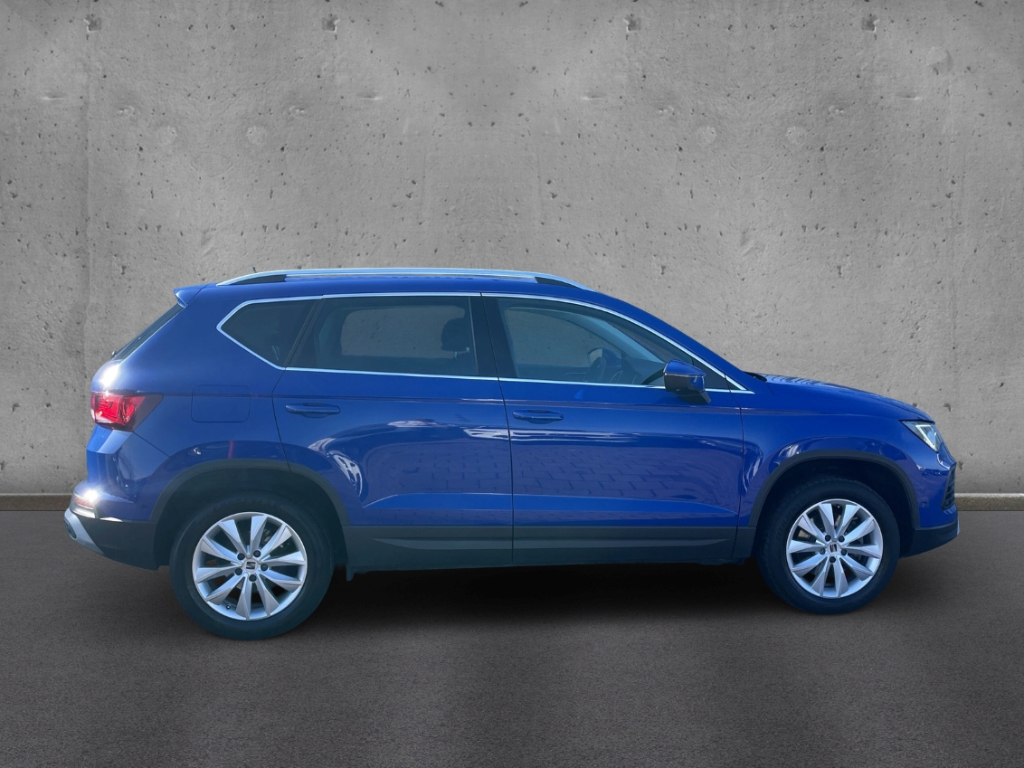 Fahrzeugabbildung SEAT Ateca 2.0 TDI Style NAV ACC SHZ LED CARPLAY Keyless PDCv+h