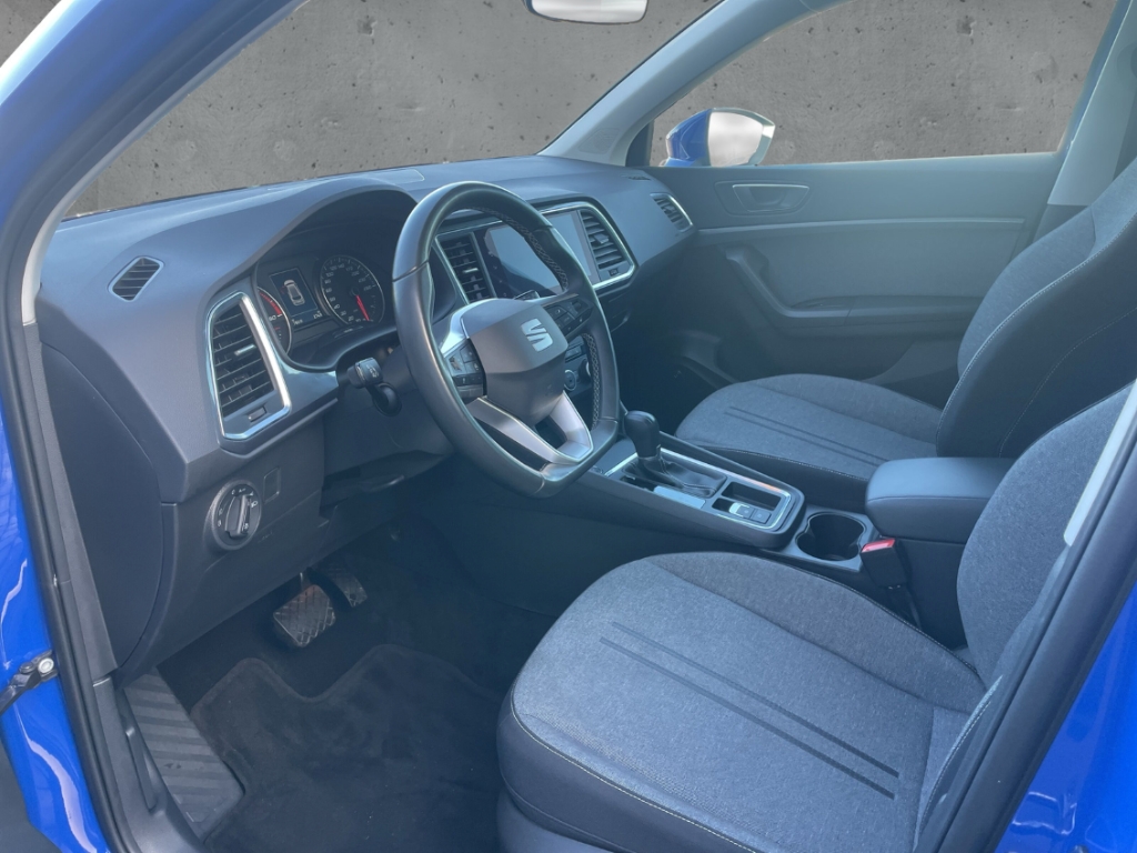 Fahrzeugabbildung SEAT Ateca 2.0 TDI Style NAV ACC SHZ LED CARPLAY Keyless PDCv+h