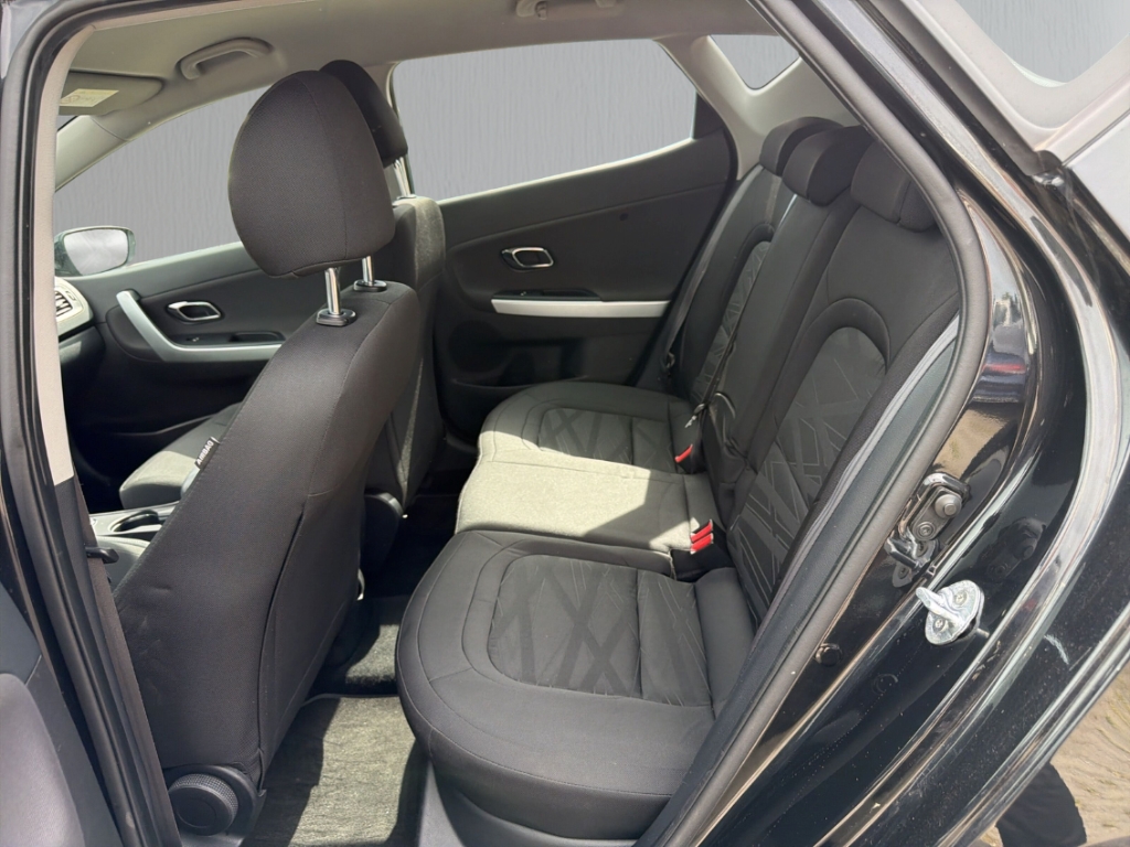 Fahrzeugabbildung Kia Cee'd Edition7 Klima SHZ Bluetooth RadioCD PDC