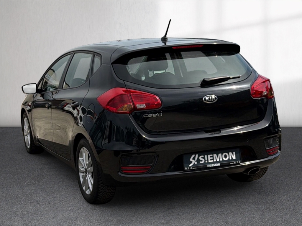 Fahrzeugabbildung Kia Cee'd Edition7 Klima SHZ Bluetooth RadioCD PDC
