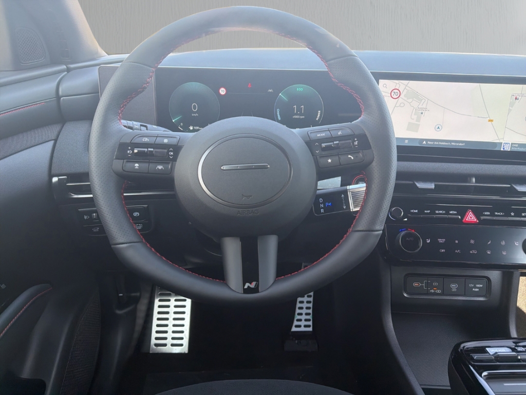 Fahrzeugabbildung Hyundai TUCSON FL MY26 1.6 HEV AT 2WD N-Line Navi Digitales Cockpit LED ACC