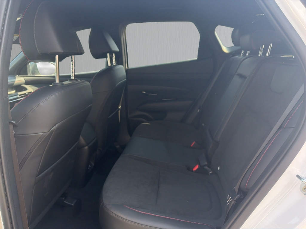Fahrzeugabbildung Hyundai TUCSON FL MY26 1.6 HEV AT 2WD N-Line Navi Digitales Cockpit LED ACC