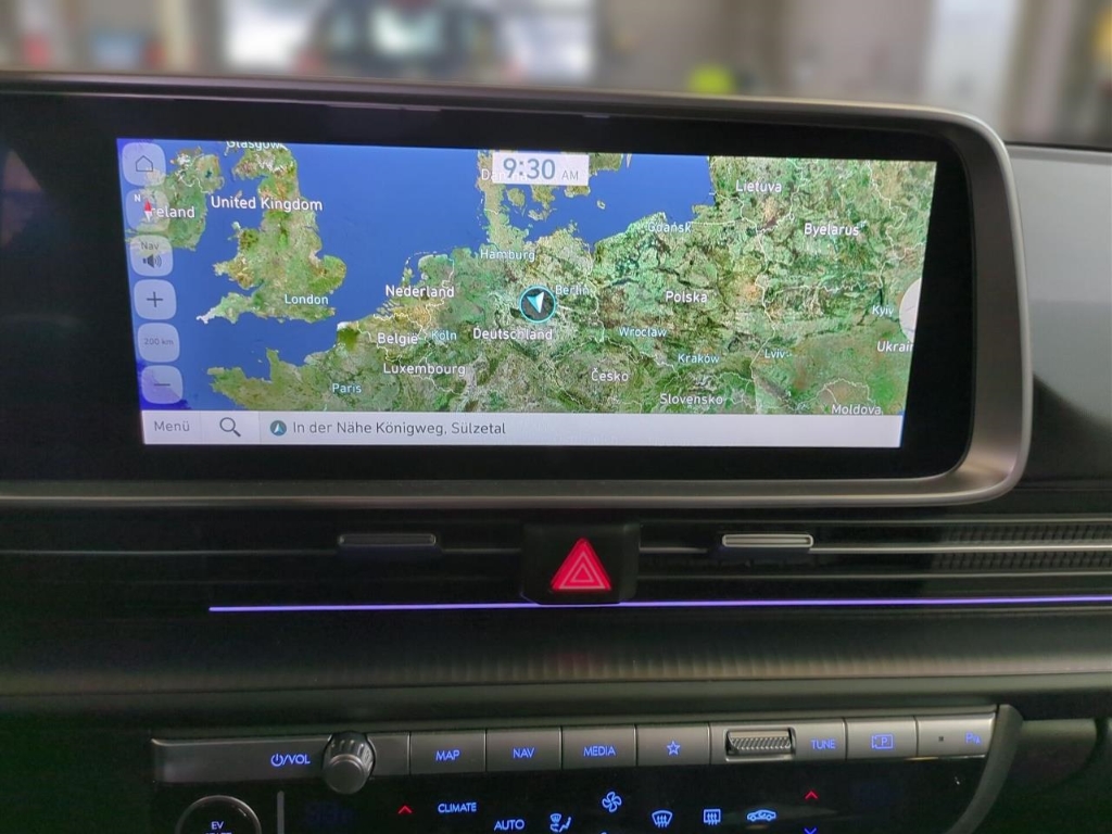 Fahrzeugabbildung Hyundai IONIQ 6 77,4kWh 4WD UNIQ Digi-Spiegel HUD Navi Digitales Cockpit Memory Sitze Soundsystem Bose