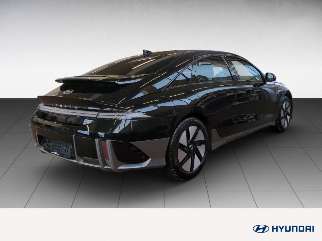 Fahrzeugabbildung Hyundai IONIQ 6 77,4kWh 4WD UNIQ Digi-Spiegel HUD Navi Digitales Cockpit Memory Sitze Soundsystem Bose