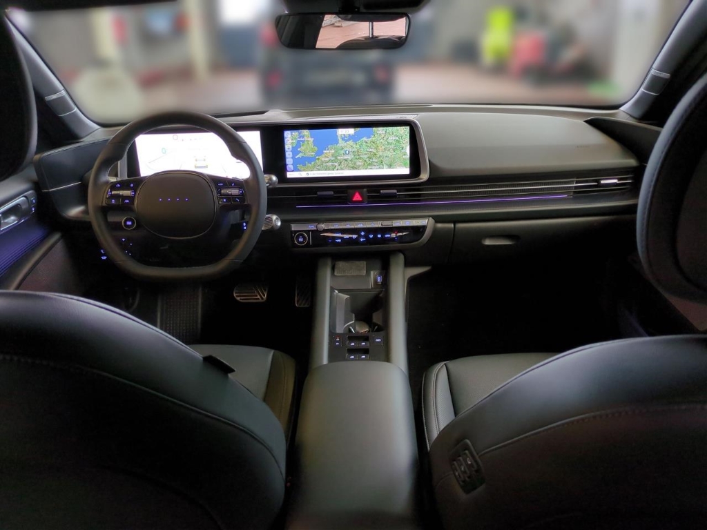 Fahrzeugabbildung Hyundai IONIQ 6 77,4kWh 4WD UNIQ Digi-Spiegel HUD Navi Digitales Cockpit Memory Sitze Soundsystem Bose