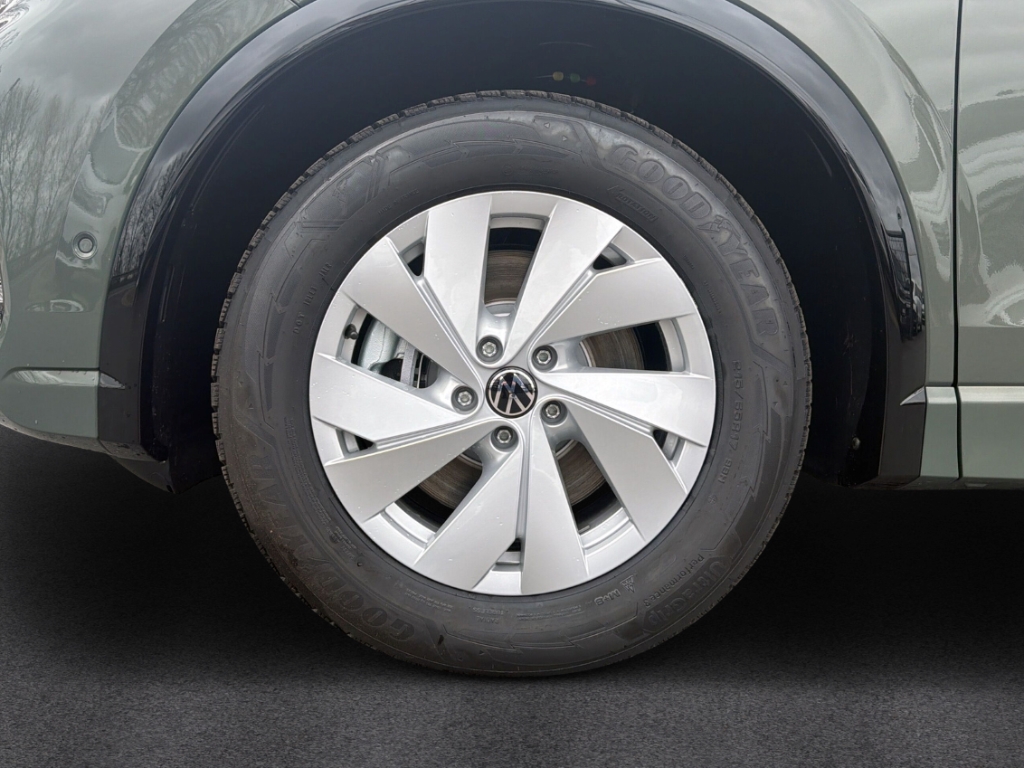 Fahrzeugabbildung Volkswagen Tiguan 2.0 TDI R-Line HDMatrix AHK BlackStyle Navi SHZ beh.Len