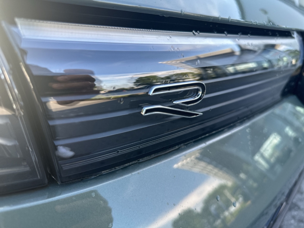 Fahrzeugabbildung Volkswagen Tiguan 2.0 TDI DSG R-Line Black Style AHK MATRIX NAVI
