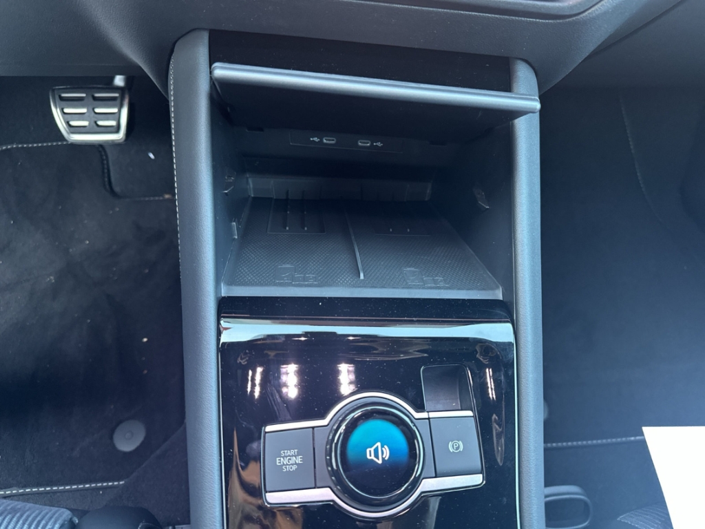 Fahrzeugabbildung Volkswagen Tiguan 2.0 TDI DSG R-Line Black Style AHK MATRIX NAVI
