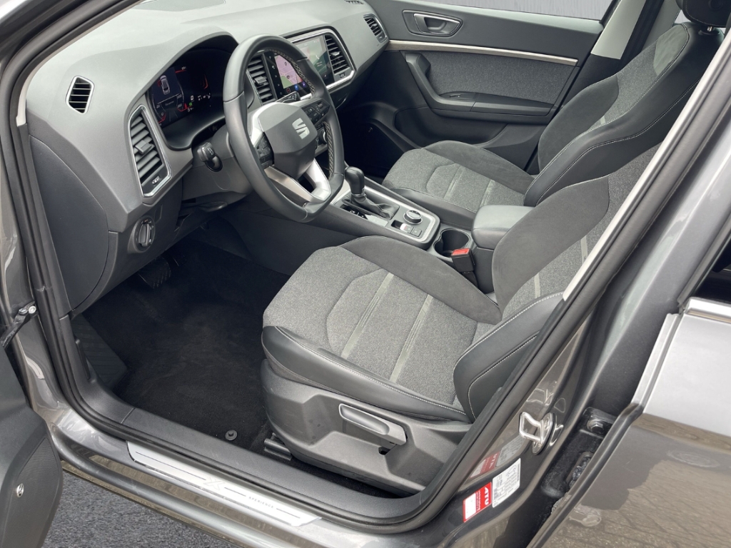 Fahrzeugabbildung SEAT Ateca 1.5 TSI DSG Xperience NAVI LED ACC SHZ RFK Virt Cockp.