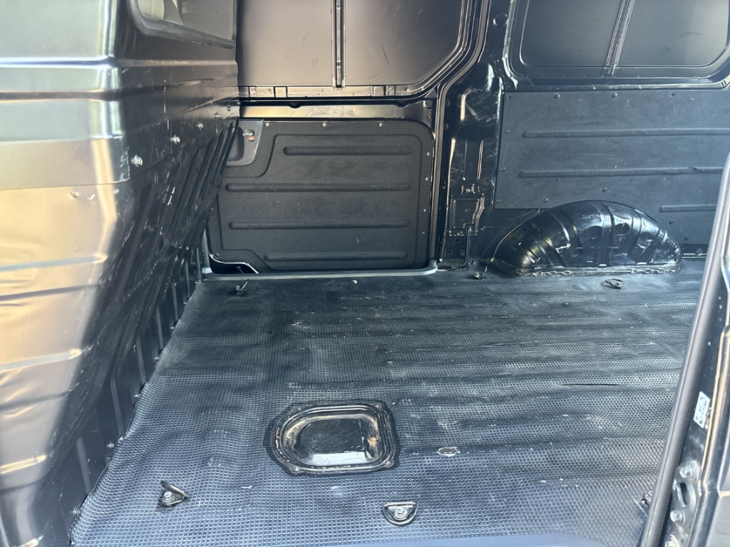 Fahrzeugabbildung Hyundai H-1 Cargo FL 2,5 CRDi AT PROFI Flügeltür Komfort-P AHK 3-Sitzer