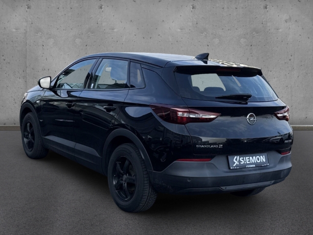 Fahrzeugabbildung Opel Grandland Edition LenkradHZG Apple CarPlay LED